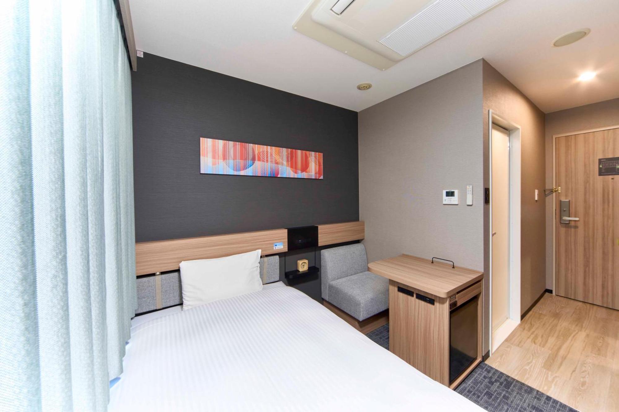 Washington R&B Hotel Umeda East Осака Экстерьер фото